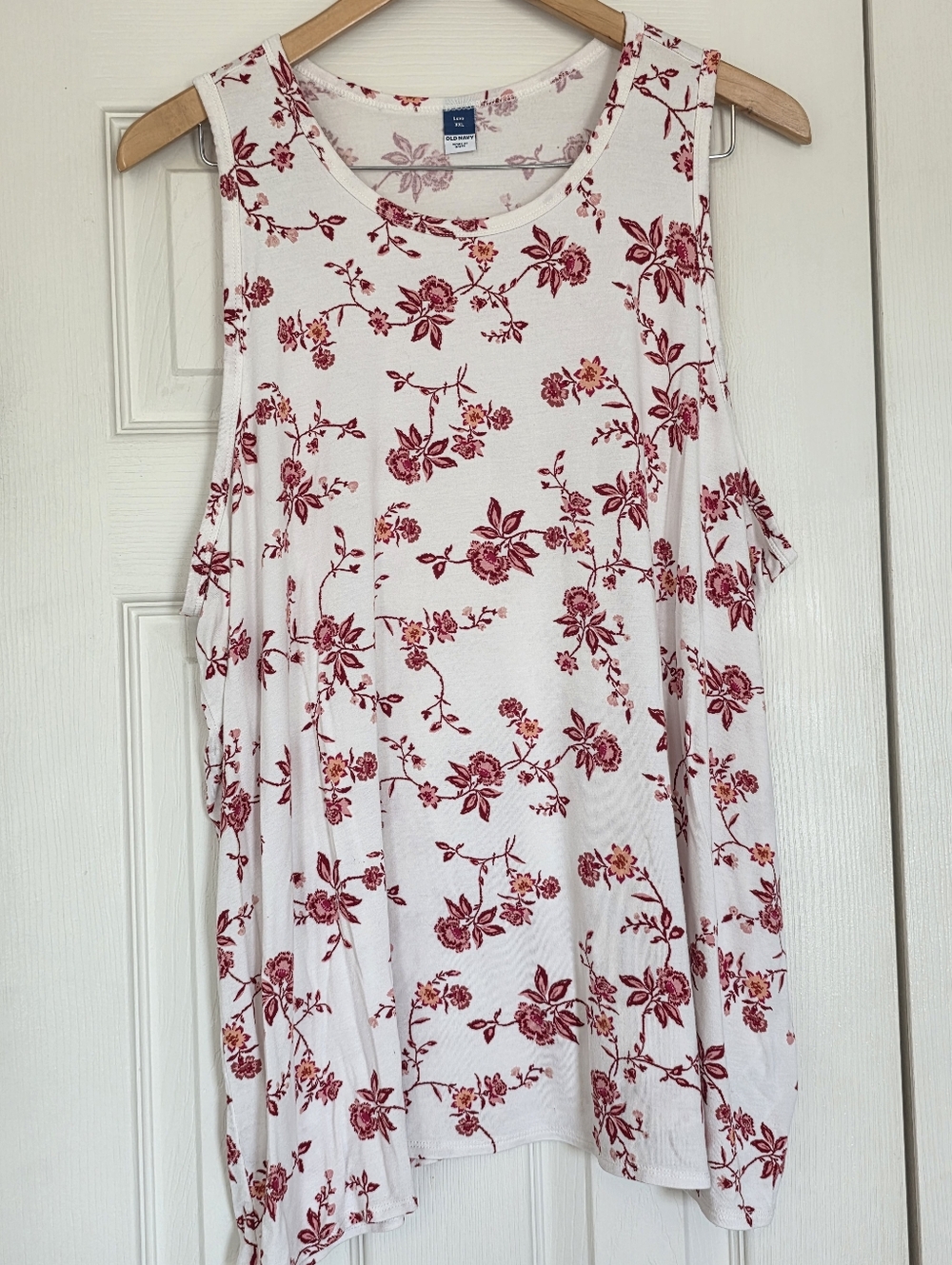 Old Navy Women's White Floral Tank Top with Red Print